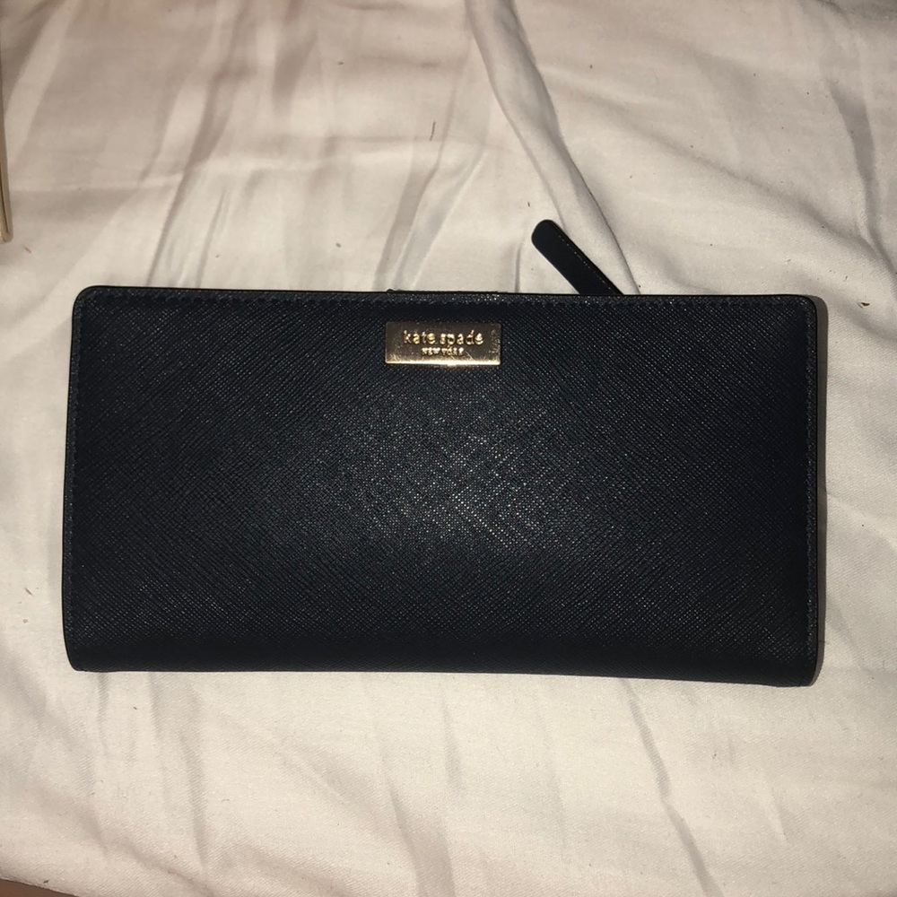 100% AUTHENTIC Kate Spade Wallet